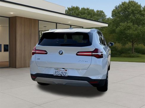 Used 2025 BMW X3 xDrive30i w/ Convenience Package image 9