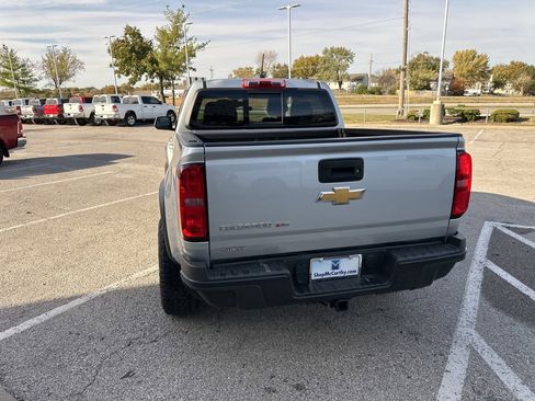 Used 2018 Chevrolet Colorado ZR2 image 25