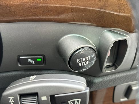 Used 2007 BMW 750Li image 23