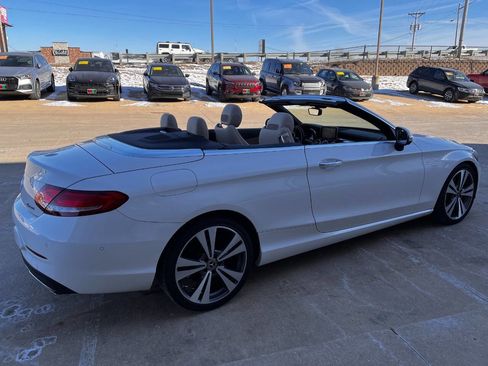 Used 2018 Mercedes-Benz C 300 4MATIC Cabriolet image 5
