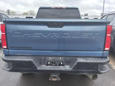 Used 2025 Chevrolet Silverado 2500 LT w/ Trail Boss Package AWD/4WD image 5