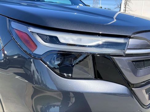 Used 2025 Subaru Forester Limited image 28