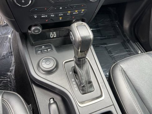 Used 2020 Ford Ranger Lariat w/ Technology Package image 25