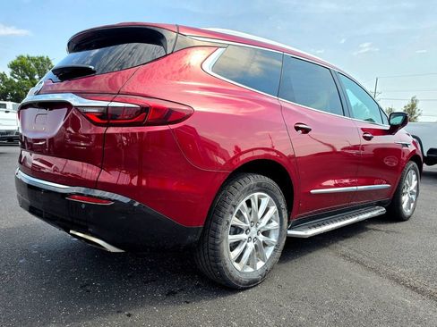 Used 2021 Buick Enclave Premium w/ Surround and Sites Package AWD/4WD image 6