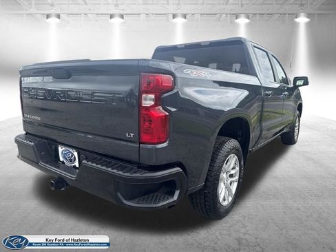 Used 2021 Chevrolet Silverado 1500 LT AWD/4WD image 8