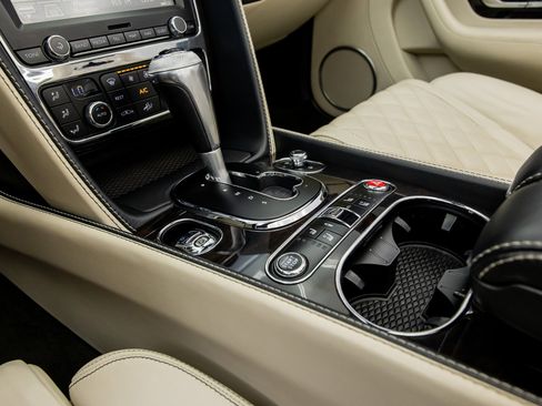 Used 2016 Bentley Continental GT image 47