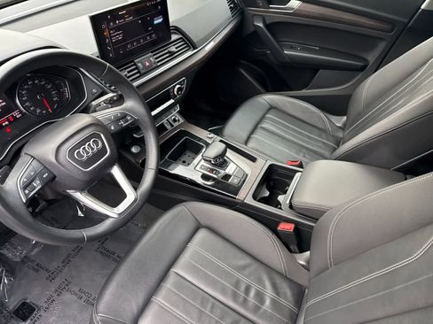 Used 2022 Audi Q5 2.0T Premium w/ Convenience Package image 11