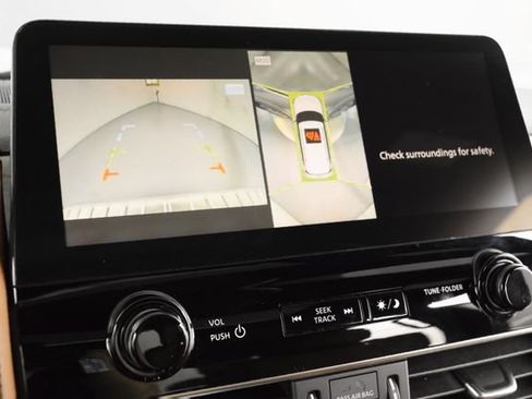 Used 2023 INFINITI QX80 Sensory AWD/4WD image 24
