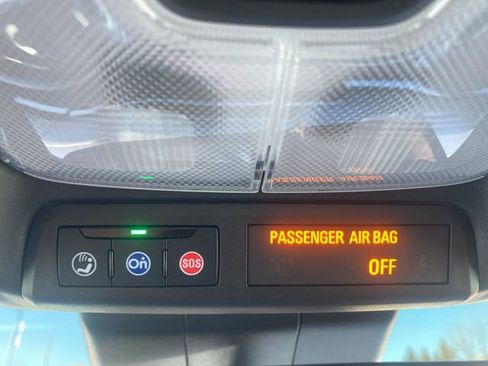 Used 2024 GMC Canyon AT4X image 31