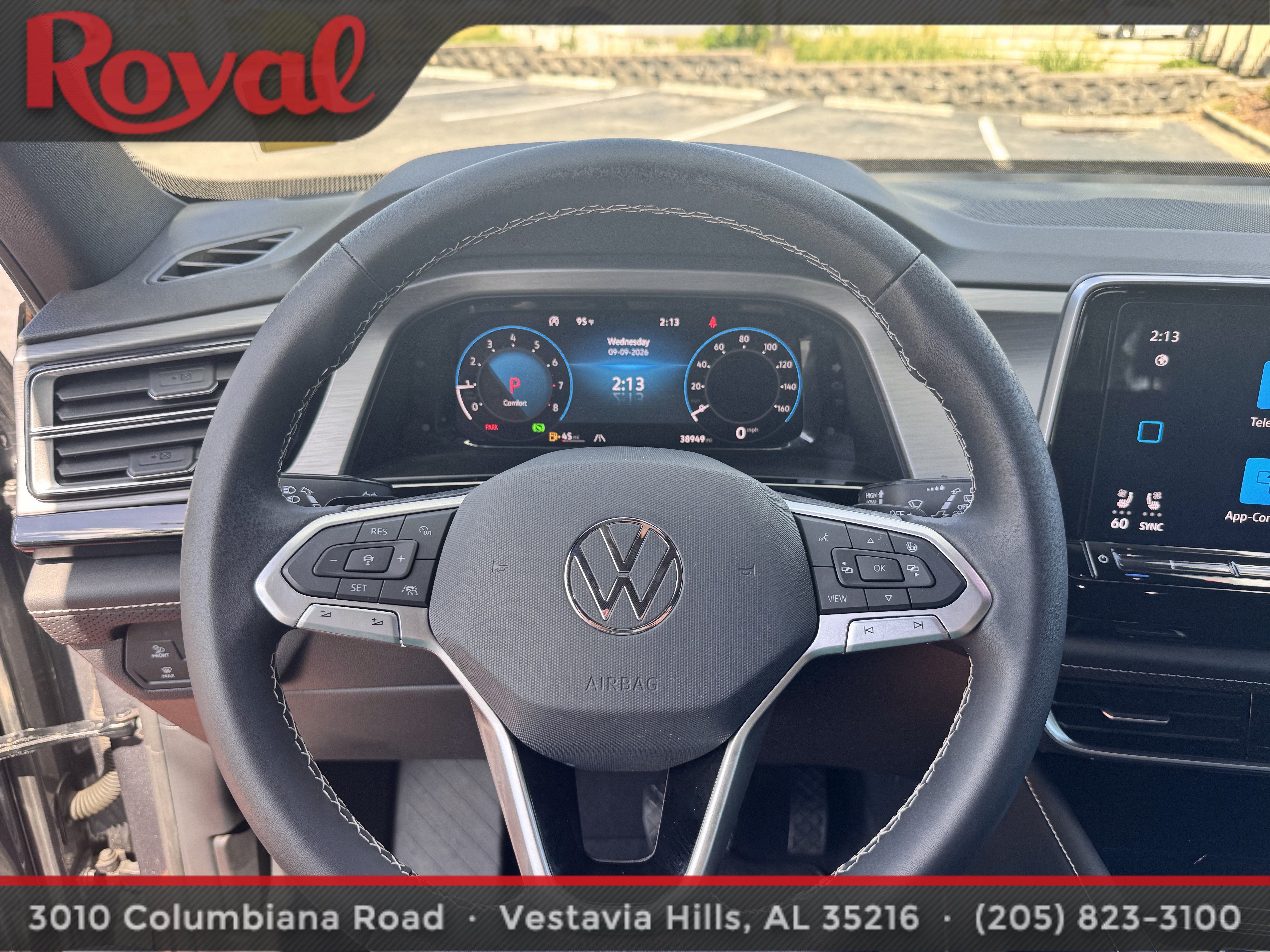 Certified 2024 Volkswagen Atlas Cross Sport SE FWD image 4