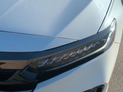 Used 2022 Honda Accord Sport image 11