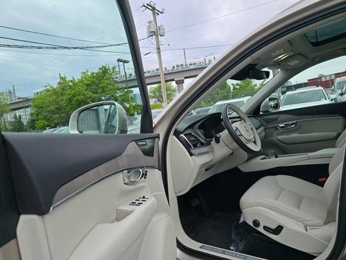 Used 2023 Volvo XC90 B6 Plus w/ Protection Package AWD/4WD image 22