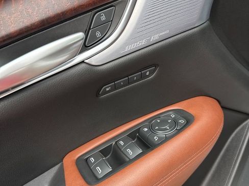 Used 2023 Cadillac XT5 Premium Luxury w/ Technology Package image 12