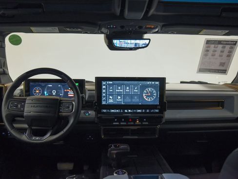Used 2024 GMC Hummer EV 3X image 2