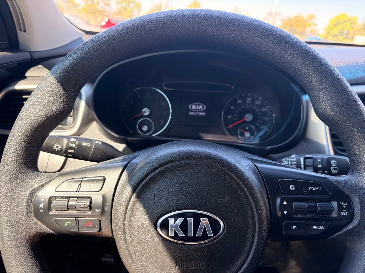 Used 2017 Kia Sorento FWD image 25