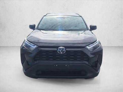 Used 2023 Toyota RAV4 XLE FWD image 2