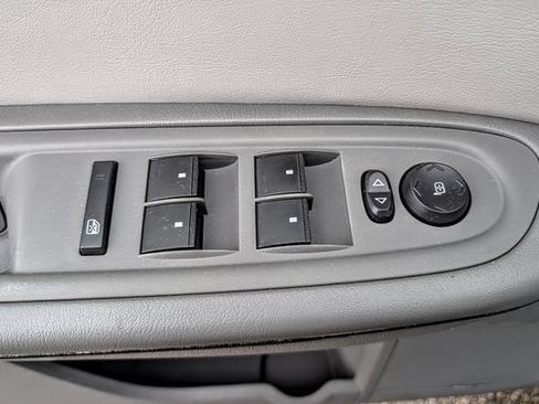 Used 2016 GMC Acadia SLT FWD image 21