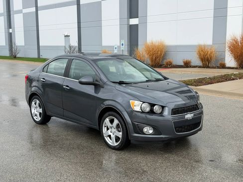Used 2013 Chevrolet Sonic LTZ image 3