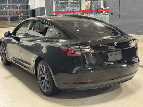 Used 2023 Tesla Model 3 Standard Range image 11