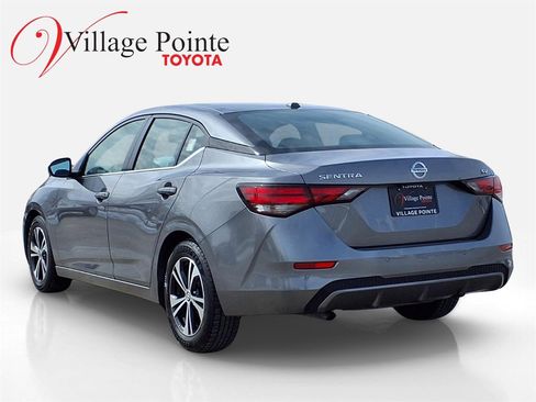 Used 2023 Nissan Sentra SV image 4