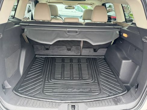 Used 2015 Ford Escape Titanium AWD/4WD image 30