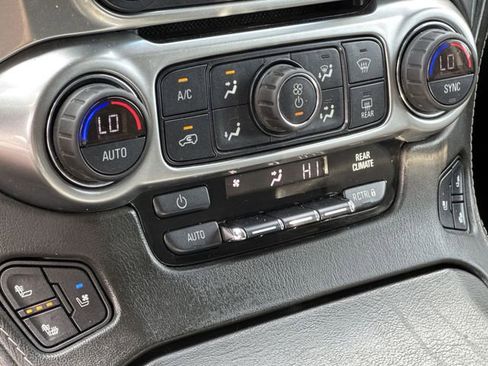 Used 2020 Chevrolet Tahoe Premier AWD/4WD image 23