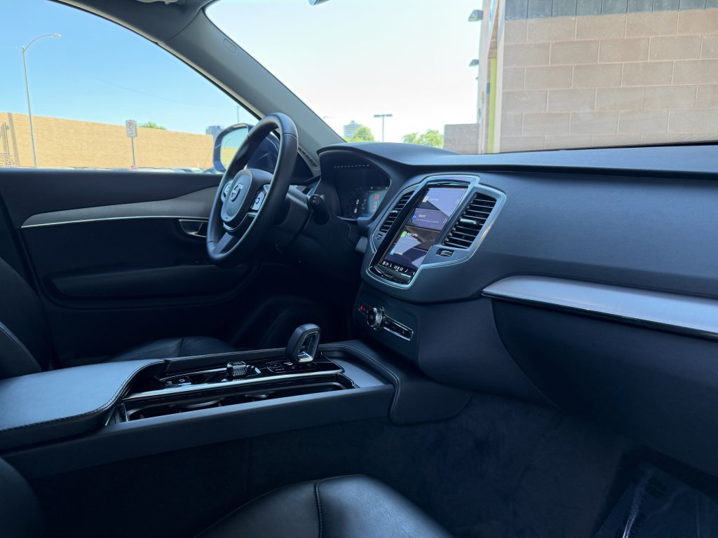 Used 2023 Volvo XC90 B5 Core w/ Protection Package AWD/4WD image 41