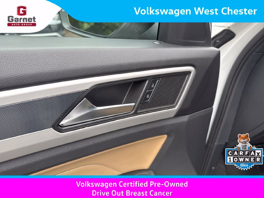 Certified 2023 Volkswagen Atlas Cross Sport SEL R-Line AWD/4WD image 14