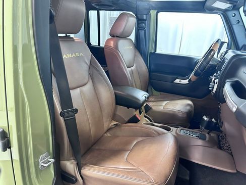 Used 2013 Jeep Wrangler Unlimited Sahara w/ Dual Top Group image 17