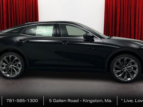 New 2026 Toyota Crown Limited w/ Advanced Technology Package image 4