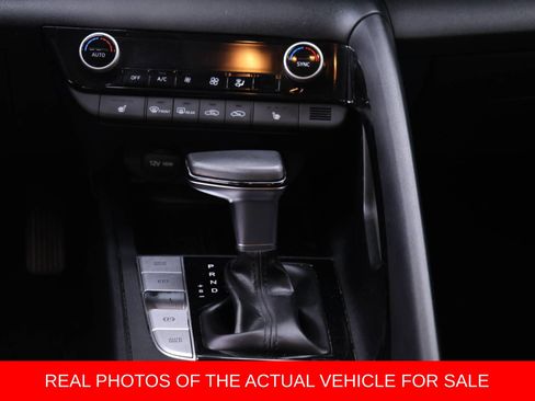Used 2021 Hyundai Elantra SEL w/ Convenience + Premium Package image 15