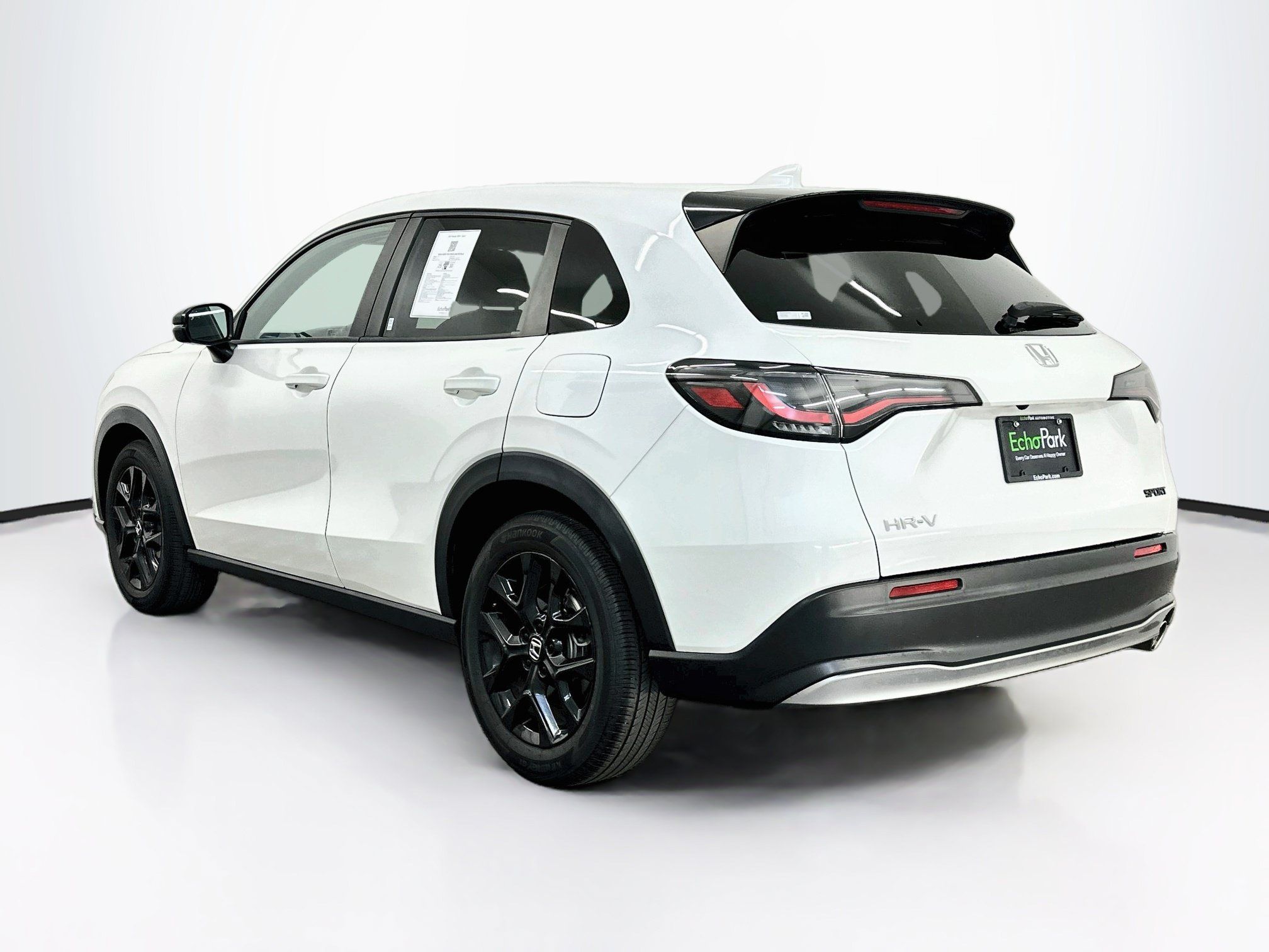 Used 2025 Honda HR-V Sport image 5