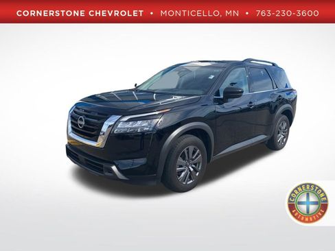 Used 2025 Nissan Pathfinder SV AWD/4WD image 1