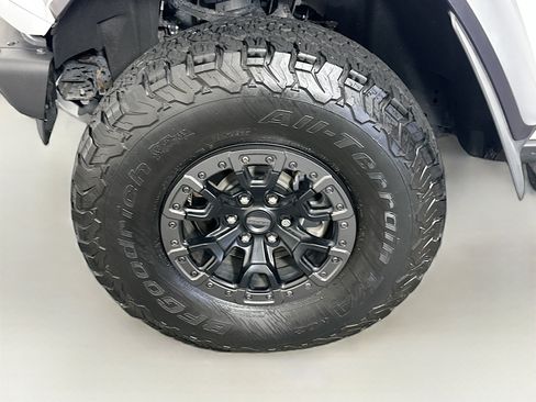 Used 2022 Ford Bronco Raptor AWD/4WD image 11