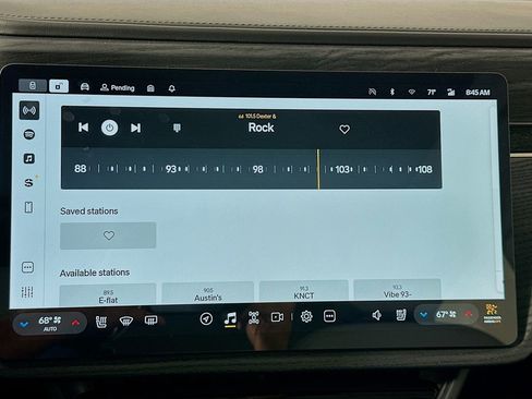 Used 2025 Rivian R1T Adventure image 15