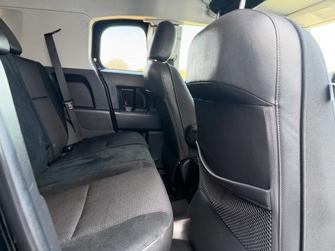 Used 2011 Toyota FJ Cruiser 4WD w/ Upgrade Pkg image 18