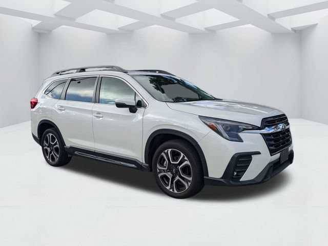 Used 2023 Subaru Ascent Limited AWD/4WD image 2