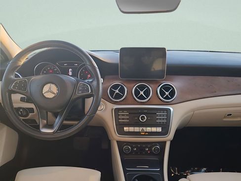 Used 2019 Mercedes-Benz GLA 250 image 21