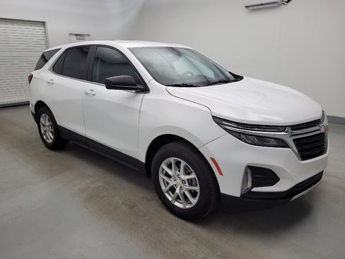Used 2022 Chevrolet Equinox LT AWD/4WD image 11
