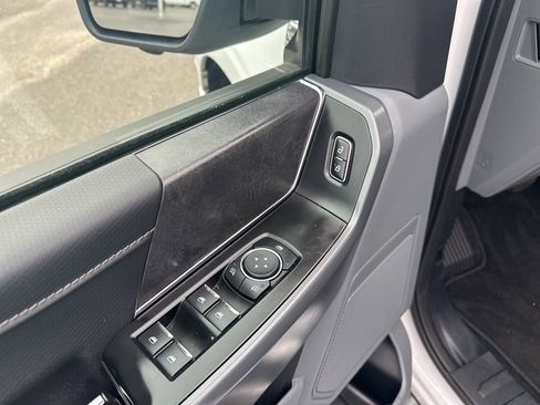 Used 2024 Ford F150 XLT w/ Mobile Office Package image 19