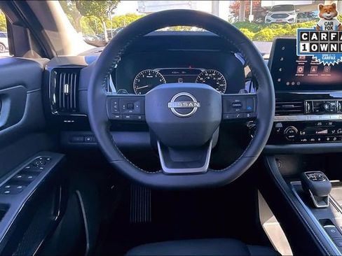 Used 2026 Nissan Pathfinder SV w/ Cargo Package AWD/4WD image 5