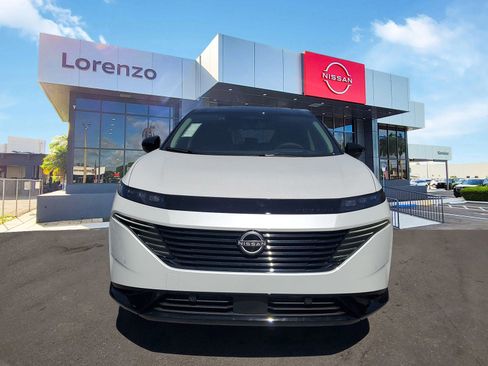 New 2025 Nissan Murano Platinum w/ Cargo Package image 2