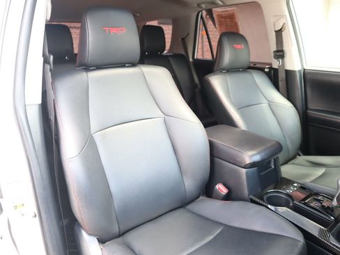 Used 2019 Toyota 4Runner TRD Off-Road Premium AWD/4WD image 52
