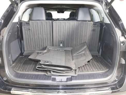 Used 2020 Toyota Highlander Limited AWD/4WD image 50