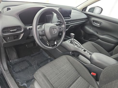 Used 2023 Honda HR-V LX image 15