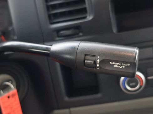 Used 2021 Nissan NV 3500 SL image 6