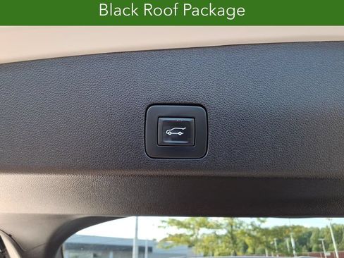 Certified 2020 Buick Encore GX Essence w/ Experience Buick Package AWD/4WD image 17