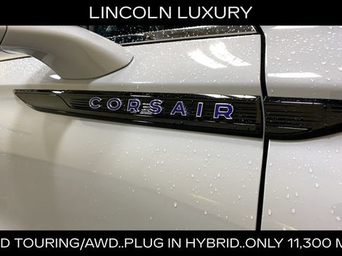 Used 2025 Lincoln Corsair Grand Touring w/ Towing Package AWD/4WD image 10