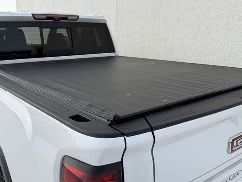 Used 2020 GMC Sierra 2500 Denali w/ Denali Ultimate Package image 6