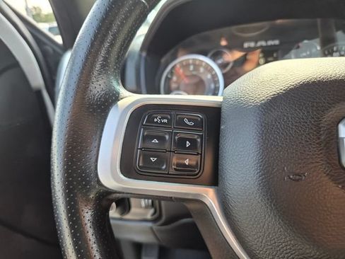 Used 2022 RAM 2500 Big Horn AWD/4WD image 23